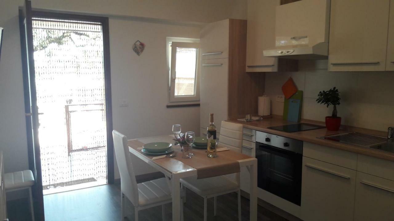 Apartman Dea Crveni Vrh Exterior foto